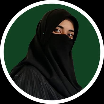 Sadaf Sarwar, Social Media Manager at Multi Mulk